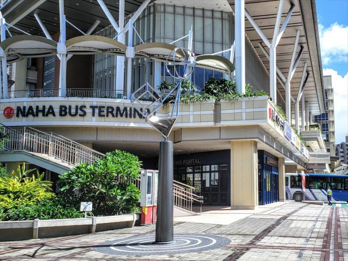 かりゆしコンドミニアムリゾート那覇スカイリビングホテル旭橋駅前 Наха Экстерьер фото
